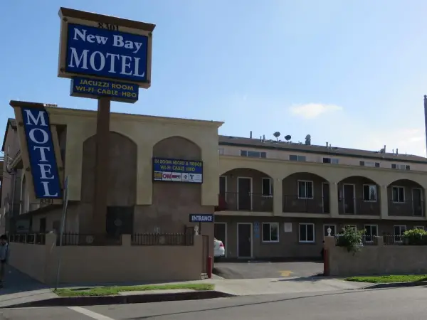 New Bay Motel